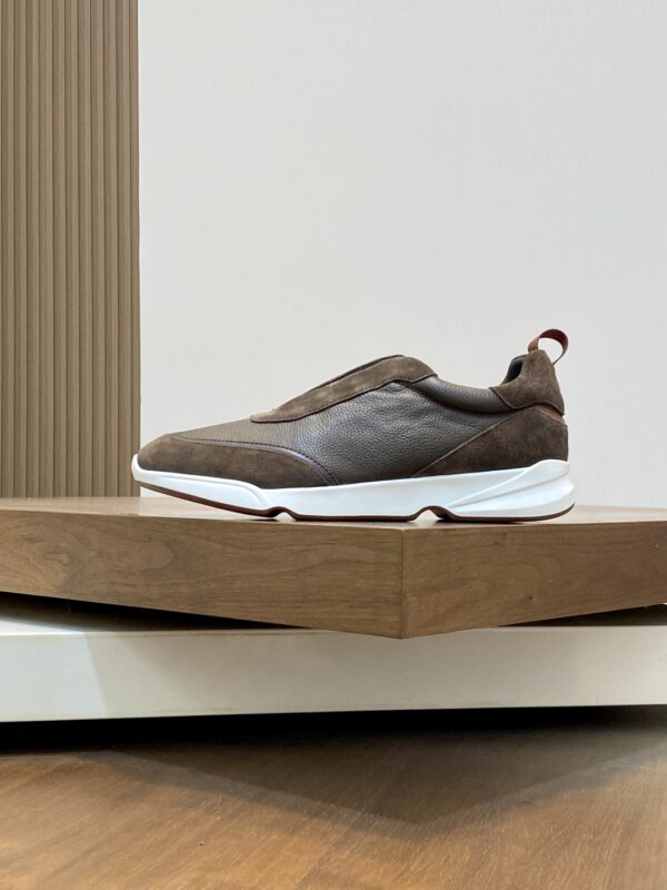 Loro Piana Men's Cowhide Comfortable Casual Sports Shoes - Image 3