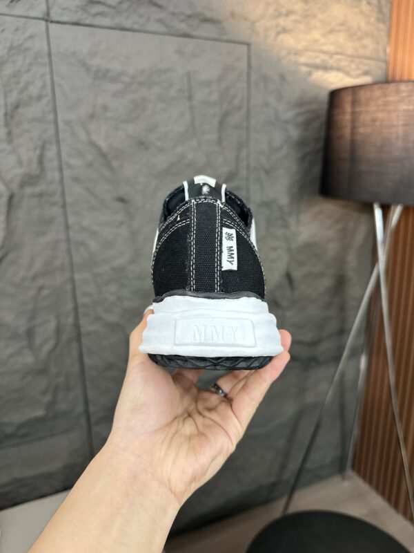 Amiri Denim Low Cut Casual Sports Shoes For Men And Women - Image 7