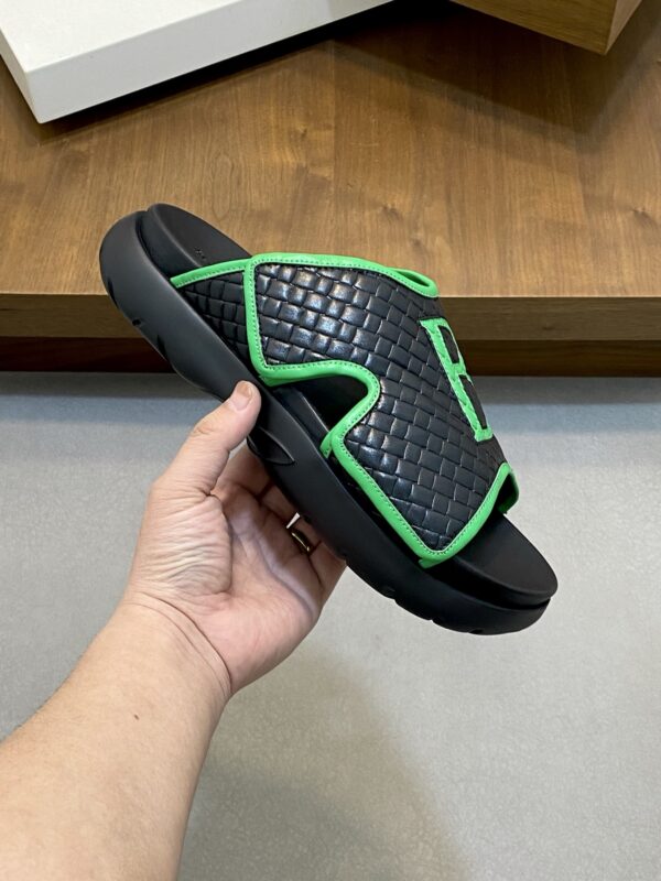 Bottega Veneta Spring Summer Cowhide Men's Slippers - Image 6