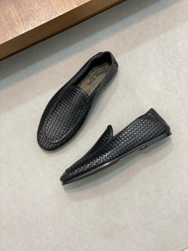Bottega Veneta Men's Cowhide Leather Weaving Craft Loafers - Image 3