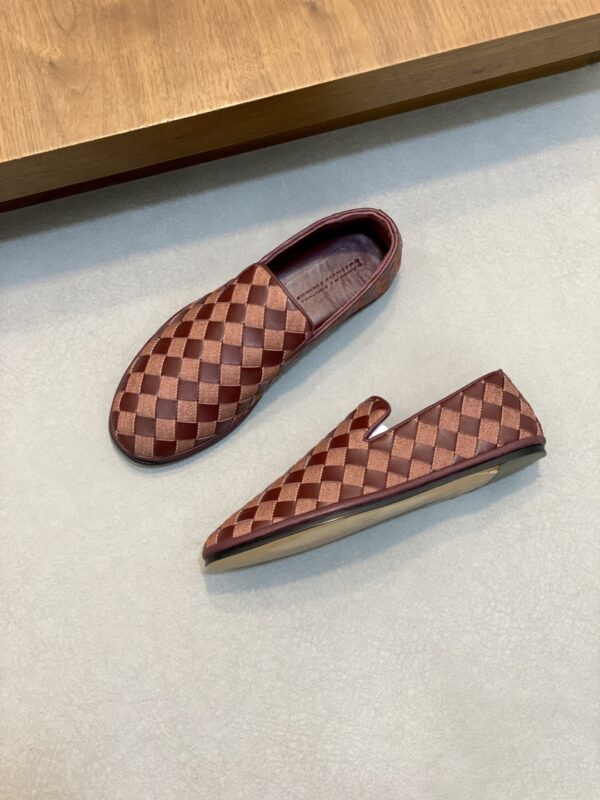 Bottega Veneta Cowhide Leather Hand Woven Oxford Shoes - Image 3