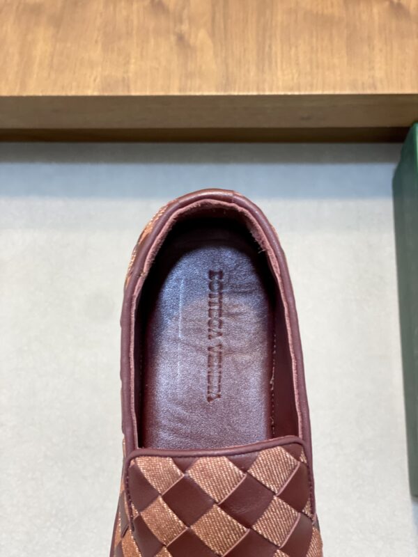 Bottega Veneta Cowhide Leather Hand Woven Oxford Shoes - Image 7