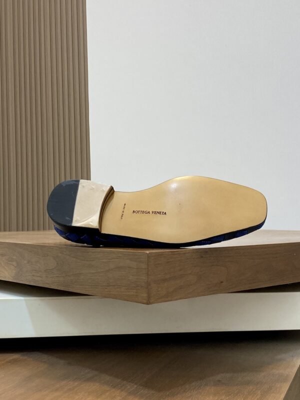 Bottega Veneta Cowhide Leather Hand Woven Straps Oxford Shoes - Image 9