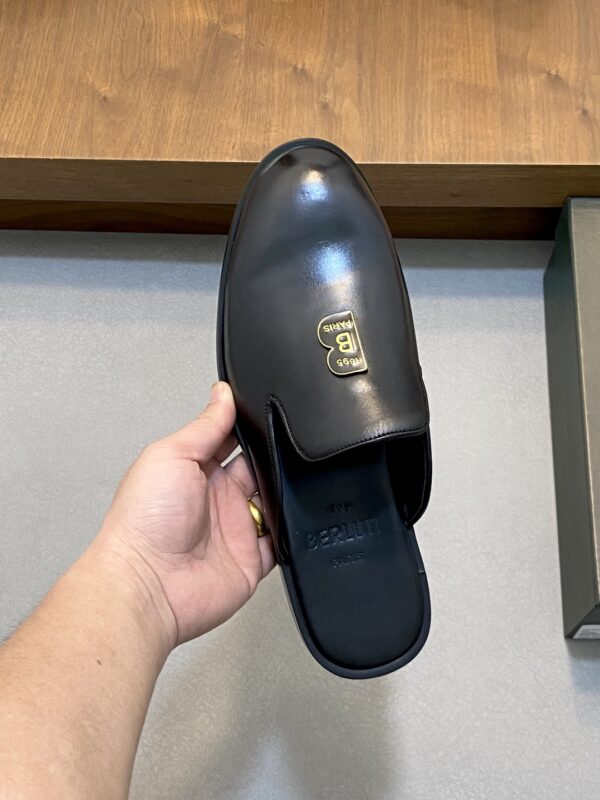 Berluti New Men's Cowhide Leather Business Half Slippers - Image 7