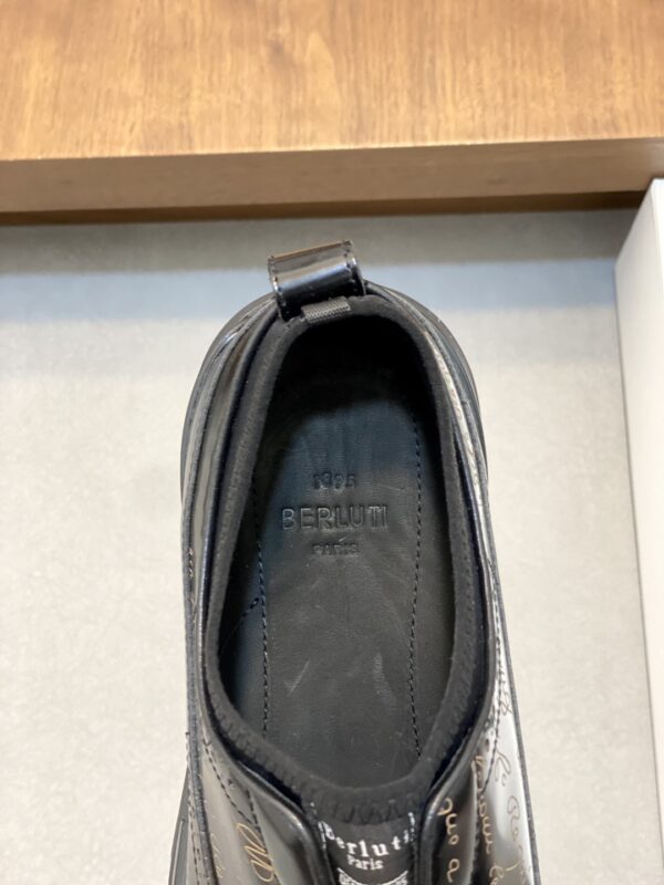 Berluti Hand Polished Cowhide Leather Casual Men's Shoes - Image 7