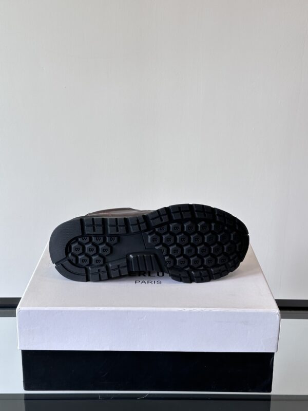 Berluti's New Low Cut Cowhide Leather Casual Sports Shoes - Image 9