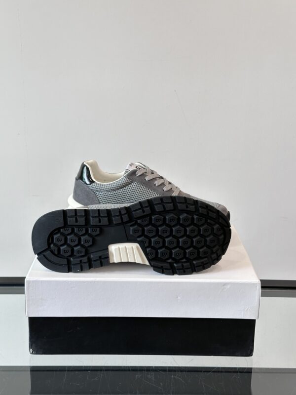 Berluti Low Cut Casual Cowhide Leather Men's Sneakers - Image 9