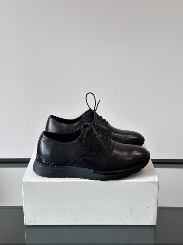 Berluti Low Cut Casual Cowhide Leather Sneakers - Image 2