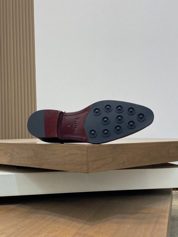 Berluti's New High End Hand Polished Men's Cowhide Leather Shoes - Image 9