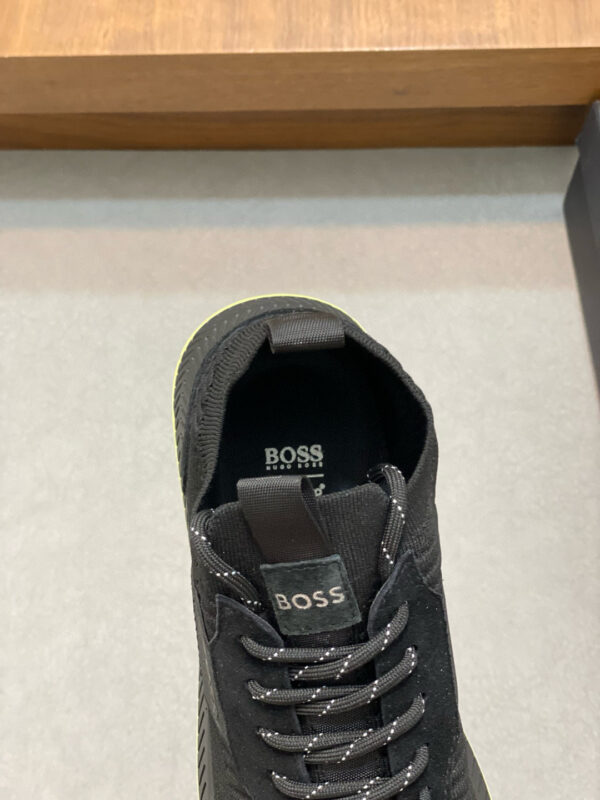 Boss Integrated Fly Woven Fabric Casual Sports Shoes - Image 7