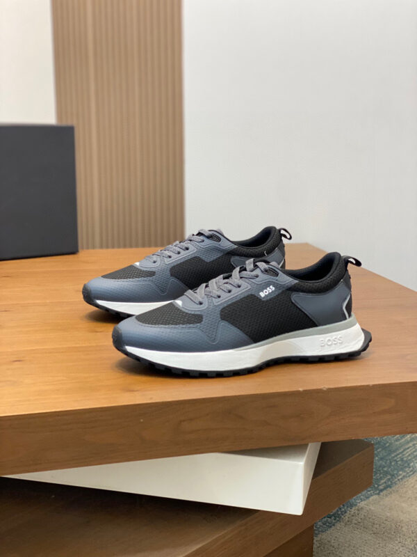 Boss Classic Men's Cowhide Leather Splicing Mesh Sports Shoes