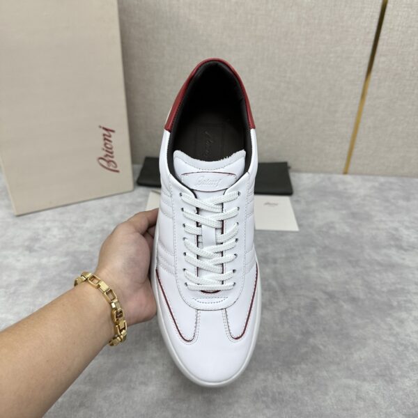 Brioni Cowhide Leather Contrasting Sports Board Shoes - Image 6