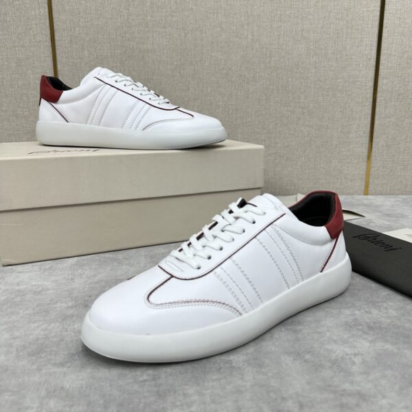 Brioni Cowhide Leather Contrasting Sports Board Shoes - Image 7