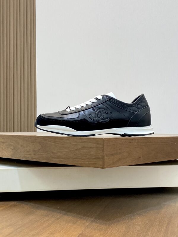 Chanel Spring and summer New Suede Cowhide Sneakers - Image 4