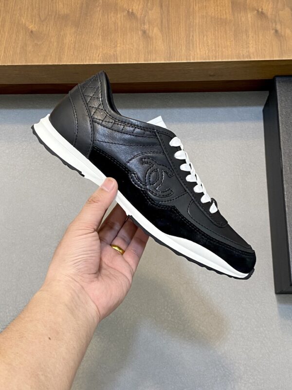 Chanel Spring and summer New Suede Cowhide Sneakers - Image 5