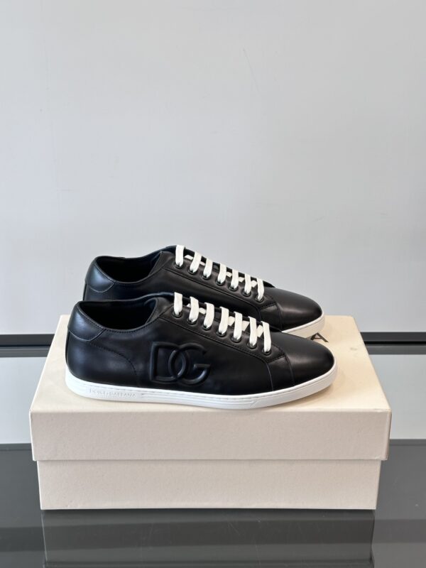 Dolce & Gabbana High End Boutique Men's Casual Sports Shoes - Image 2