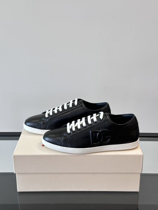 Dolce & Gabbana High End Boutique Men's Casual Sports Shoes - Image 4