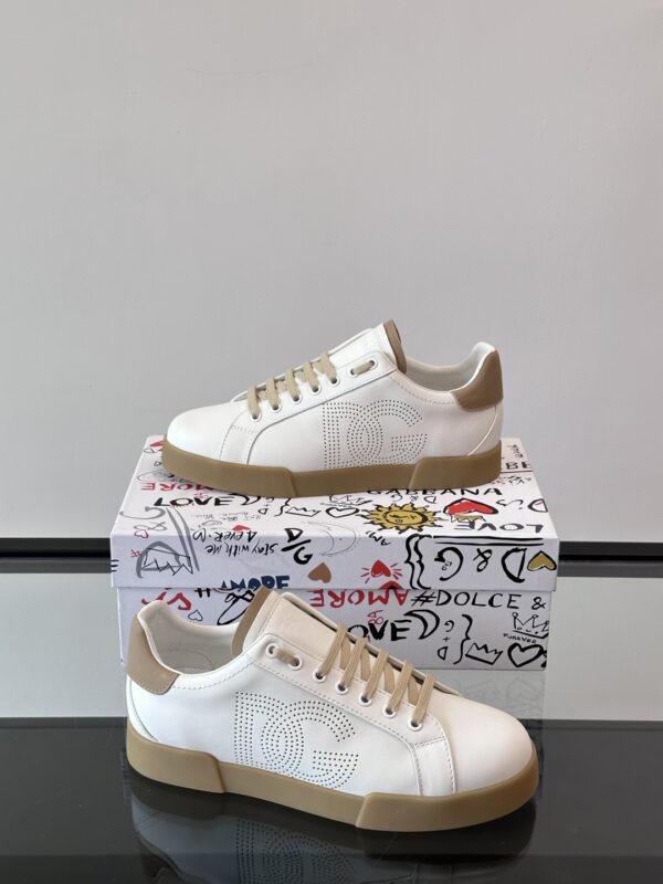Dolce & Gabbana New High Quality Men's Casual Sports Shoes - Image 5