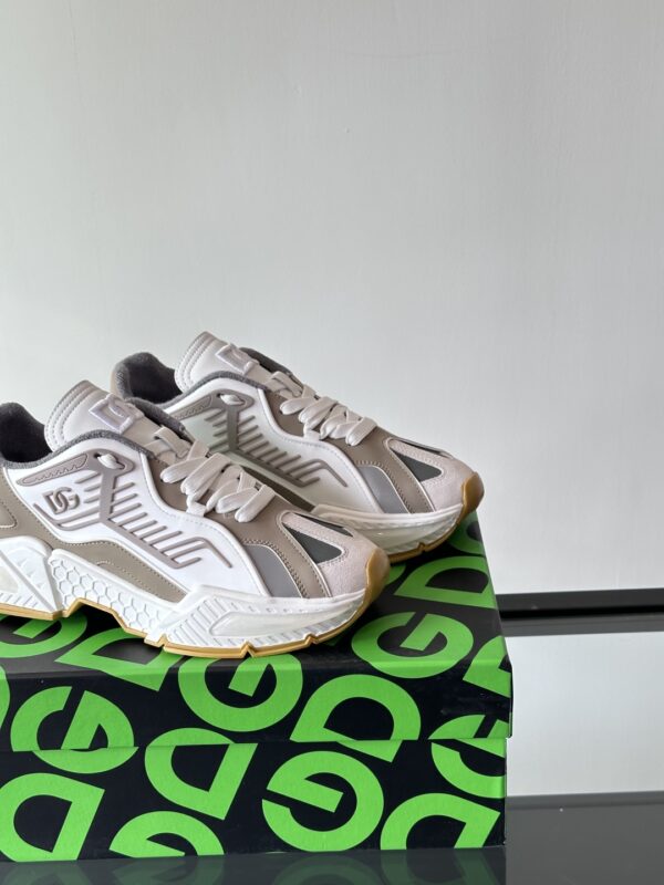 Dolce & Gabbana Cowhide Splicing Breathable Fabric Casual Sports Shoes - Image 7