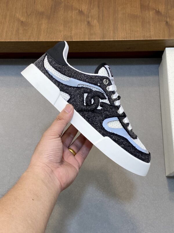 Dolce & Gabbana Men's Interlocking Double G Casual Shoes - Image 4