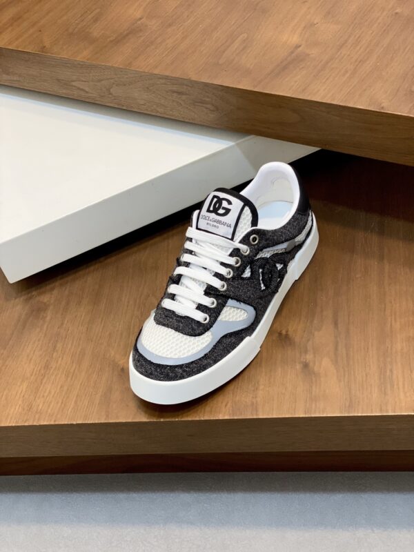 Dolce & Gabbana Men's Interlocking Double G Casual Shoes - Image 6
