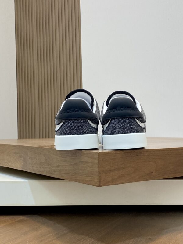 Dolce & Gabbana Men's Interlocking Double G Casual Shoes - Image 8
