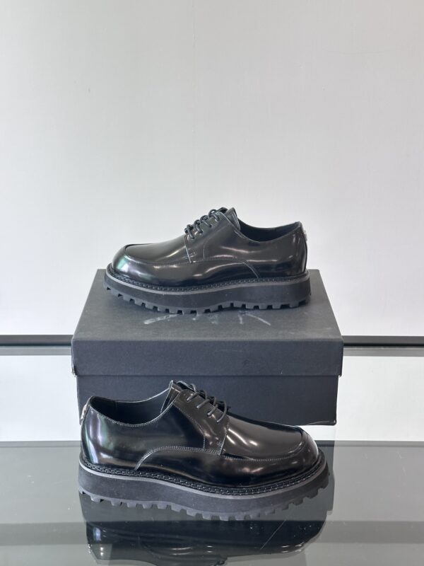 Dolce & Gabbana Men's Thick Soled Lace Up Formal Shoes - Image 5