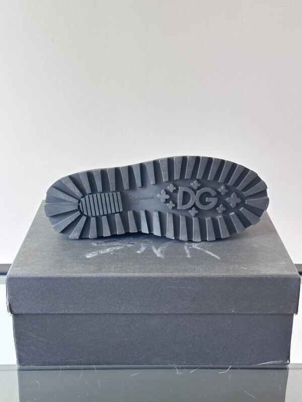 Dolce & Gabbana Men's Thick Soled Lace Up Formal Shoes - Image 9