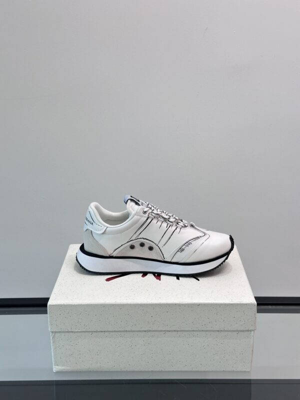 Dolce & Gabbana New Breathable Sports Shoes Made Of Cowhide And Fabric - Image 6