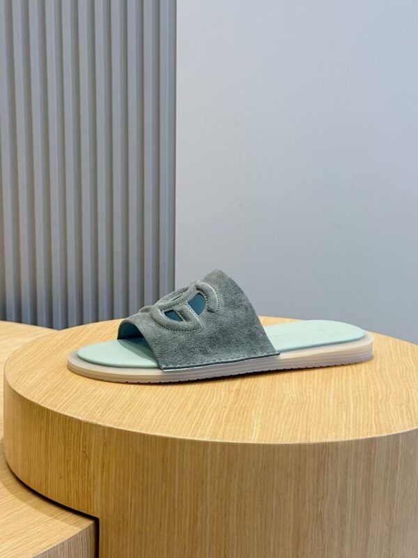 Dolce & Gabbana Men's Cowhide Leather Slippers - Image 5