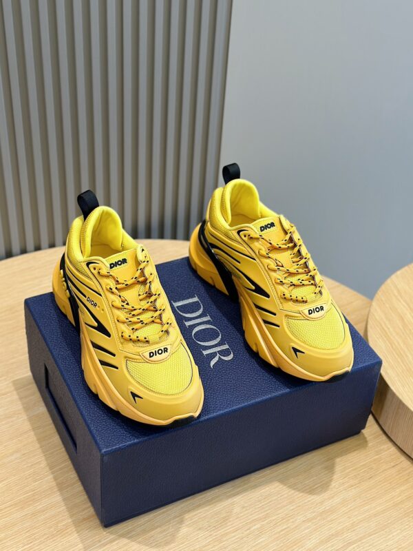 Christian Dior B44 Men's Mesh Fabric Blade Sports Shoes - Image 2