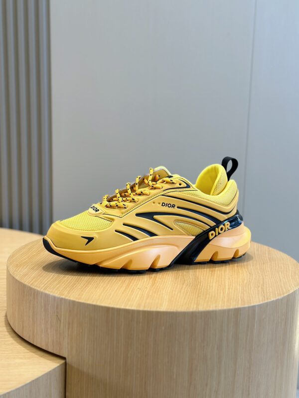 Christian Dior B44 Men's Mesh Fabric Blade Sports Shoes - Image 3