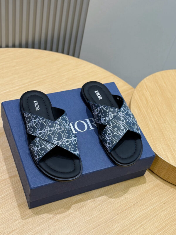 Christian Dior Alias Men's Oblique Printed Cowhide Leather Slippers - Image 2