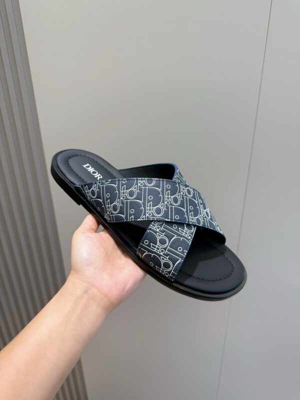 Christian Dior Alias Men's Oblique Printed Cowhide Leather Slippers - Image 7