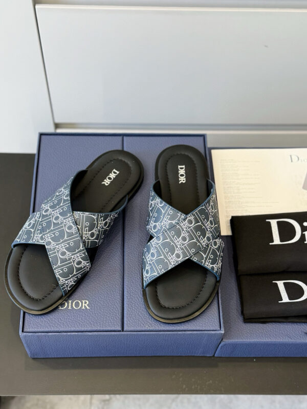 Christian Dior Alias Men's Oblique Printed Cowhide Leather Slippers - Image 4