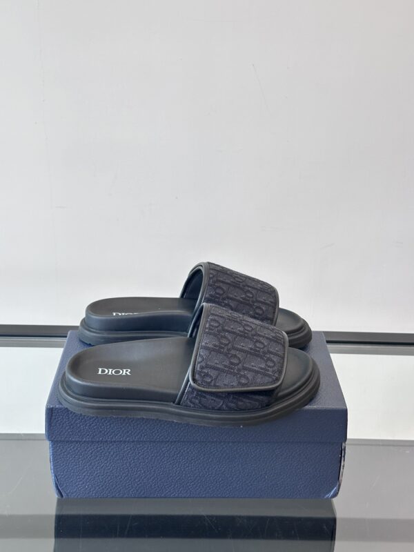 Christian Dior High End Men's Summer Denim Slippers - Image 2