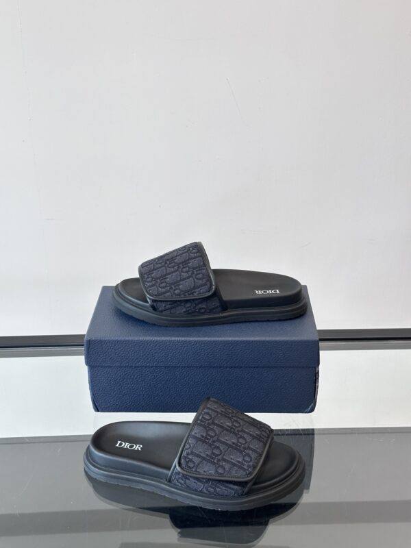 Christian Dior High End Men's Summer Denim Slippers - Image 5