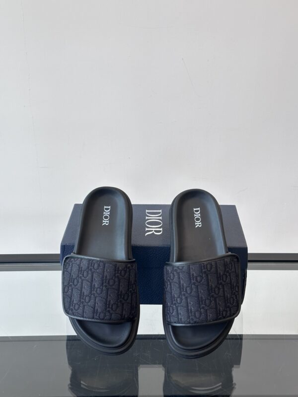 Christian Dior High End Men's Summer Denim Slippers - Image 6