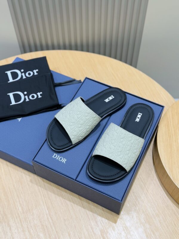 Christian Dior Alias Oblique Printed Men's Cowhide Leather Slippers - Image 2