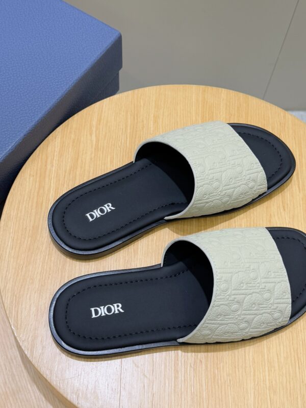 Christian Dior Alias Oblique Printed Men's Cowhide Leather Slippers - Image 6