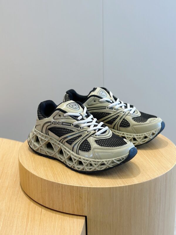 Christian Dior Kaws X Dior B35 NXT Men's Sports Shoes