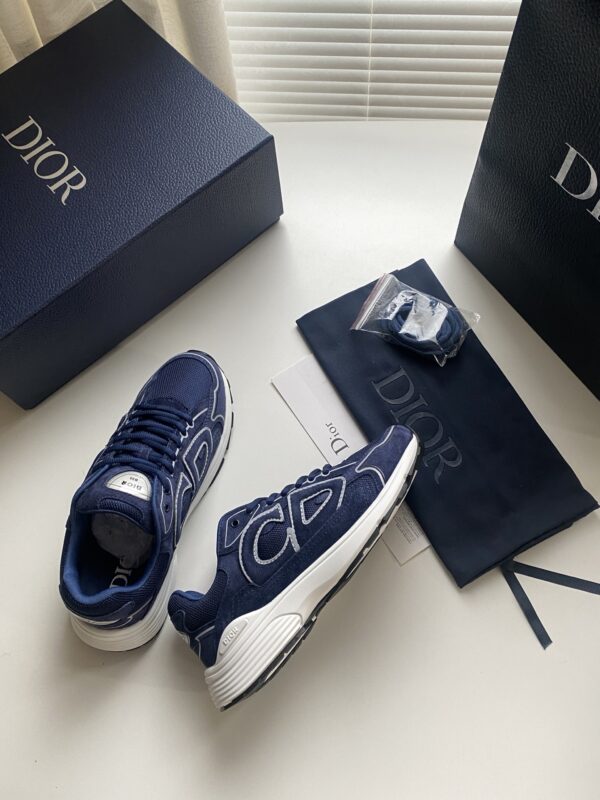 Christian Dior B30 3D Logo Casual Sports Shoes For Men And Women - Image 3