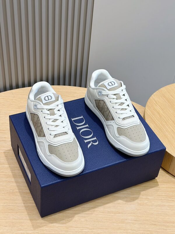 Christian Dior Latest Color Matching Couple B27 Sports Shoes - Image 2