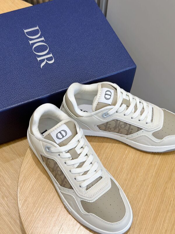 Christian Dior Latest Color Matching Couple B27 Sports Shoes - Image 4