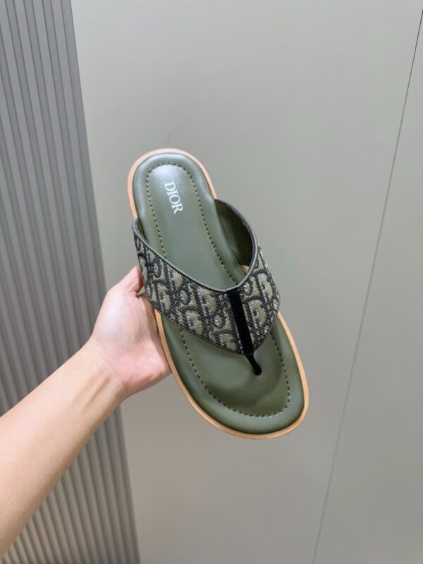Christian Dior Alias Men's Oblique Printed Cowhide Leather Slippers - Image 5