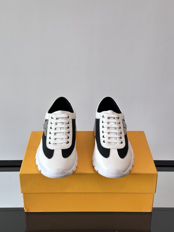 Fendi Little Monster Series Men's Casual Sports Shoes - Image 3