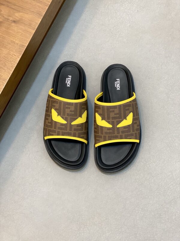 Fendi New Men's Canvas Double F Letter Slippers - Image 2