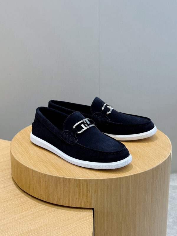 Fendi FF Square Toe Pattern Cowhide Leather Loafers