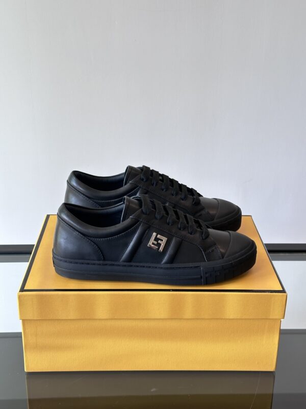 Fendi Domino Cowhide Leather Comfortable Casual Sports Shoes - Image 2