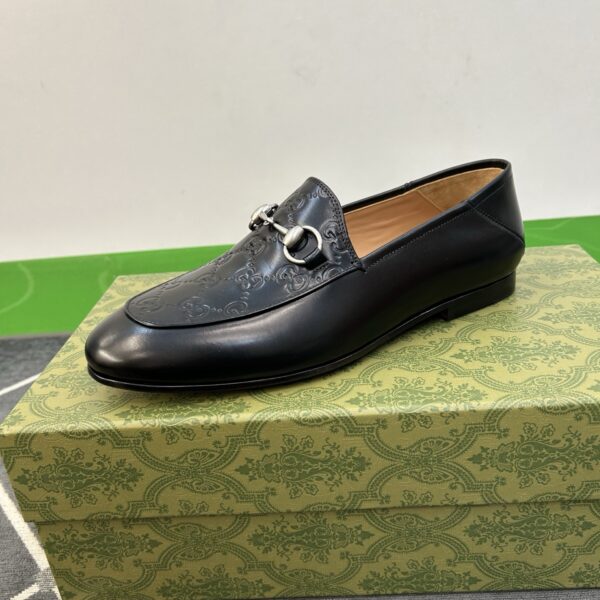 Gucci Men's Classic Cowhide Leather Suede Dress Shoes - Image 5